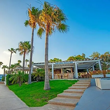 Dome Marina & 4* Nicosia