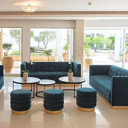 Dome Marina & Hotel 4*