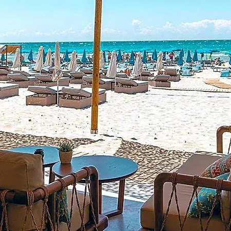 Hotel Dome Marina & 4*