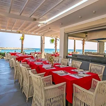 Hotel Dome Marina &